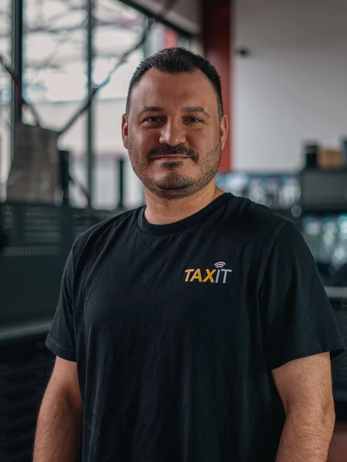 Özgür Türk bei TAXIT